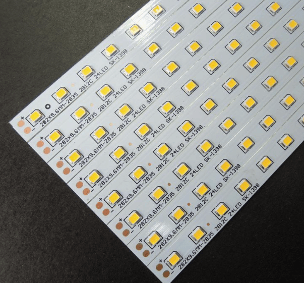 Placa de circuito impreso de aluminio