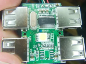 Pros_and_Cons_of_USB_PCB